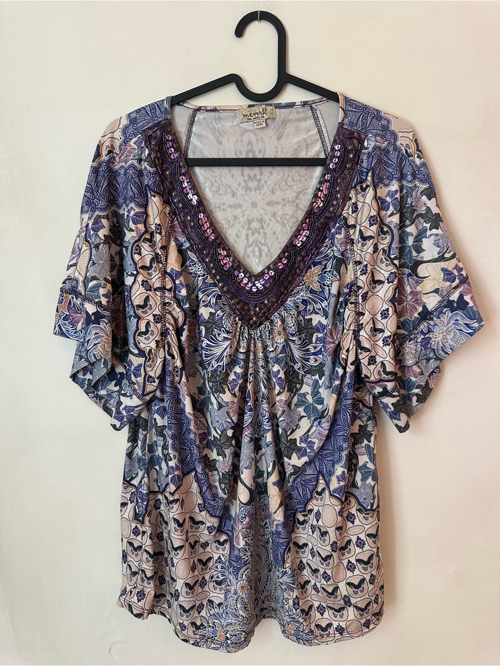 ONE WORLD Purple & Blue Embellished Sparkle V-Neck Boho Blouse Size Large - Picture 1 of 5